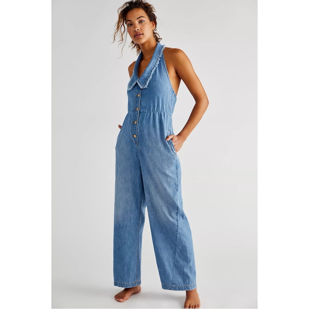 NWOT Free People Women’s Margot Denim Halter Neck Jumpsuit W/ Wooden Buttons